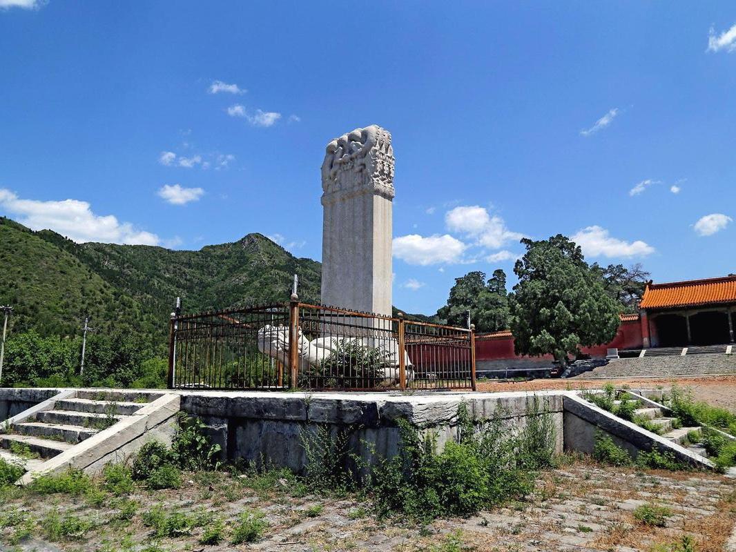 德慈塔陵在哪